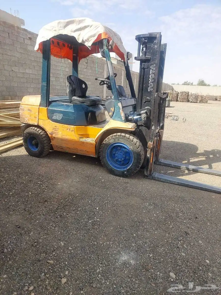 forklift and cranes for rent 1