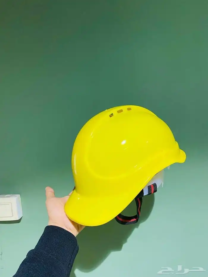 معدات امن وسلامة طفايات حريق ملابس ومستلزمات الحماية للعمال 9