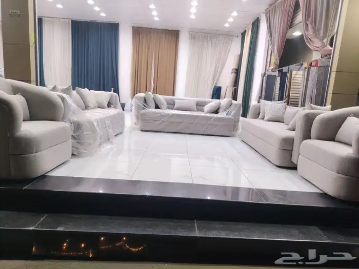 كنب مدور 11 نفر سفنج درجه اولا خشب سويد 0