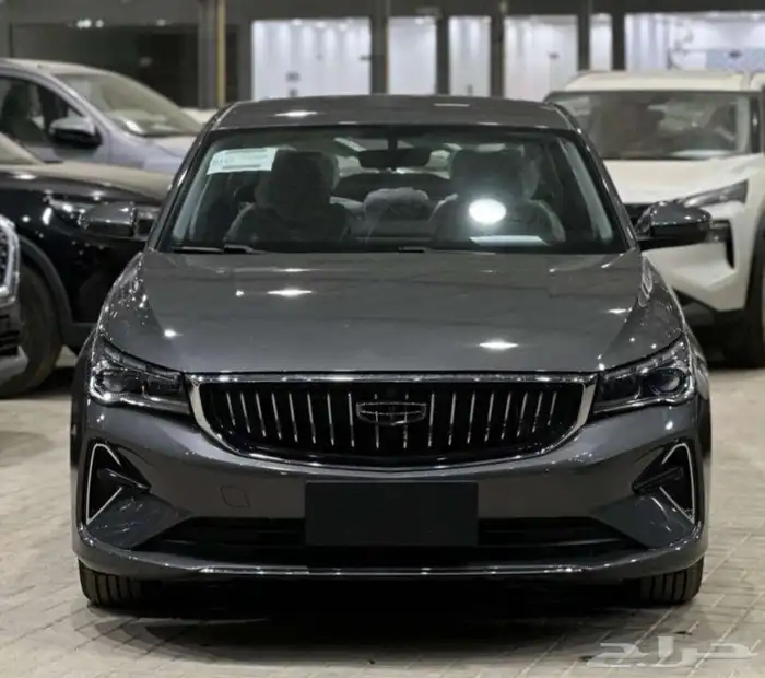 جيلي ام جراند استندر2025 0