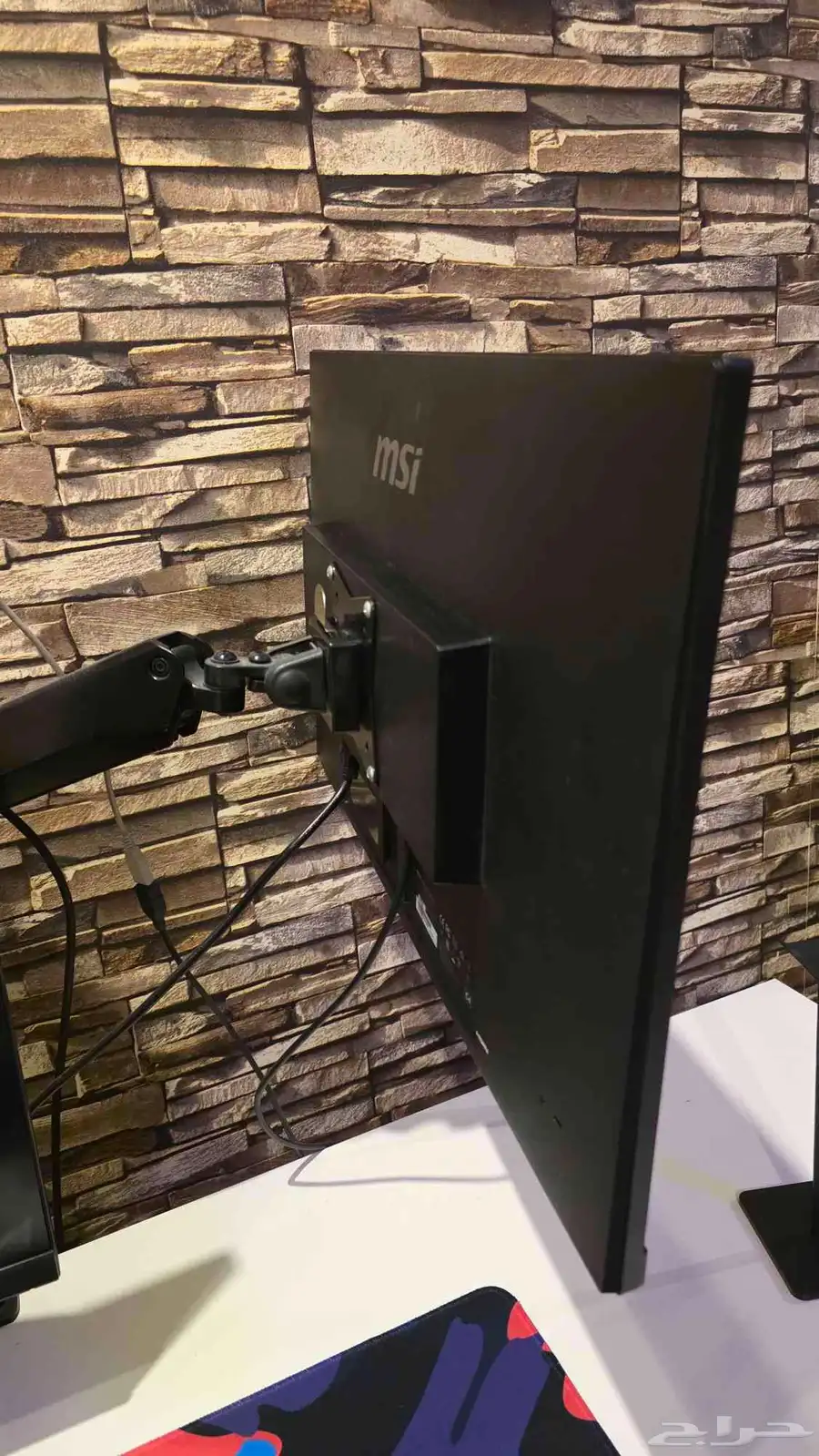 شاشة msi 27 بوصه 3