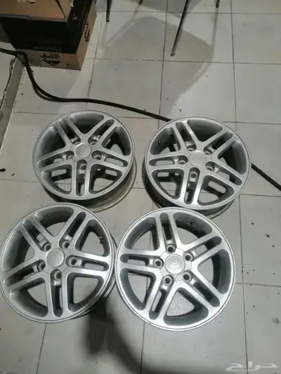 للبيع جنوط كامري 2000 0