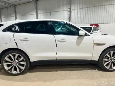 جاكوار Fpace 2018 25