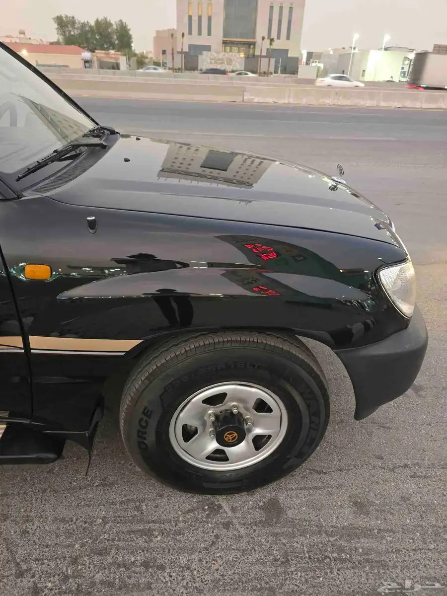 اندكروزر موديل 2000 5
