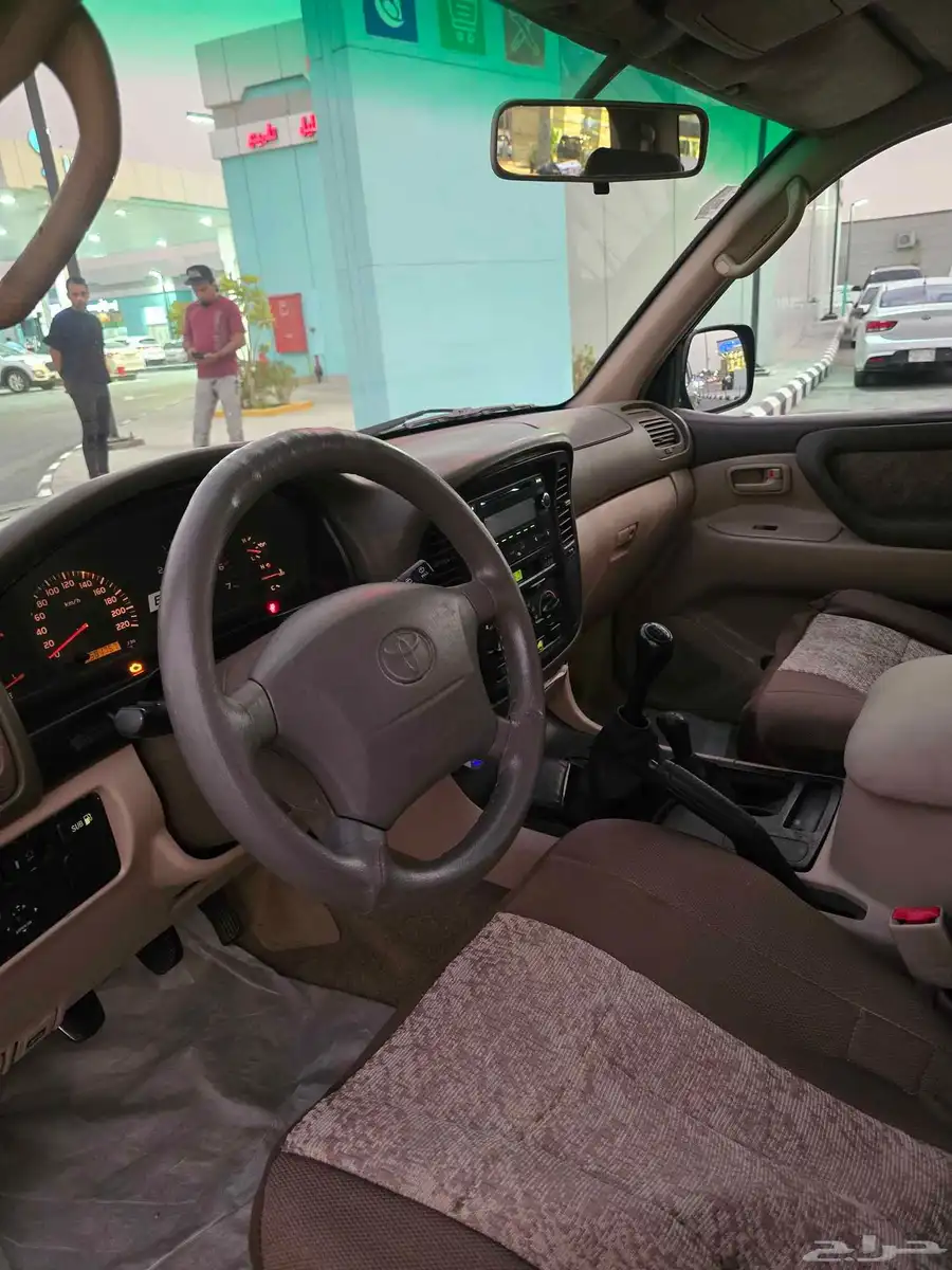 اندكروزر موديل 2000 10