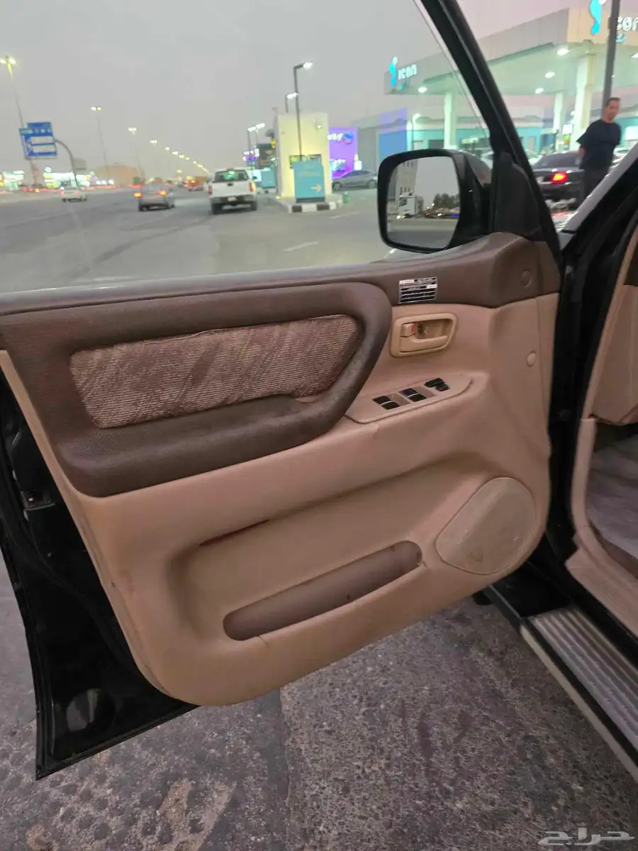 اندكروزر موديل 2000 11