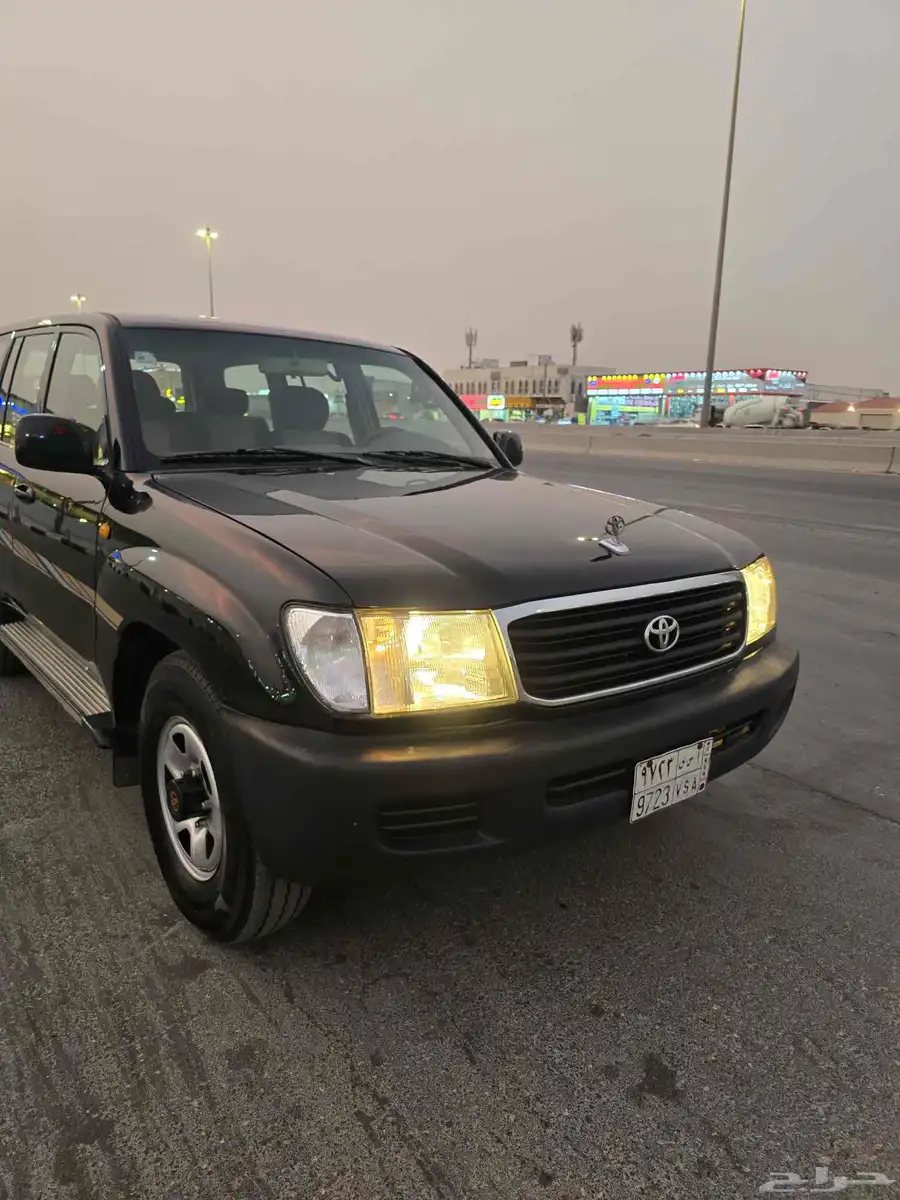 اندكروزر موديل 2000 2