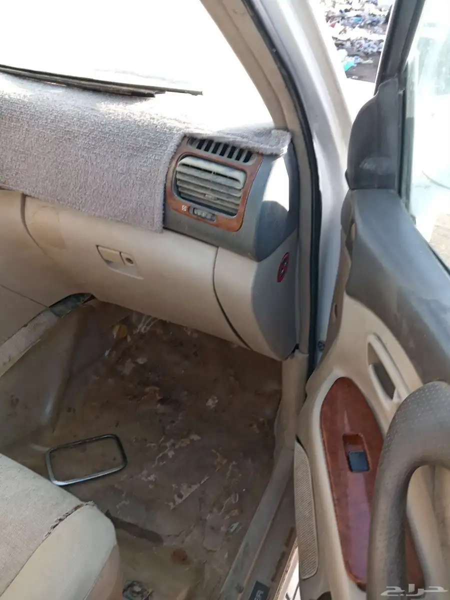 يوجد لدينا قطع غيار لاندكروزر 6