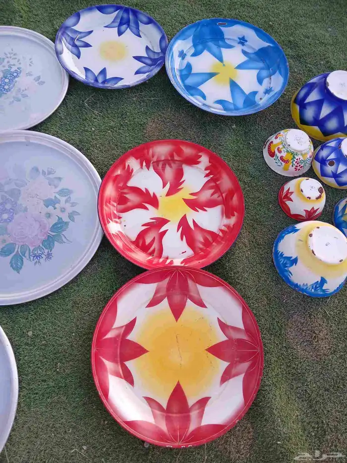 صحون معدن ابو ورده. وصحون غضار 5