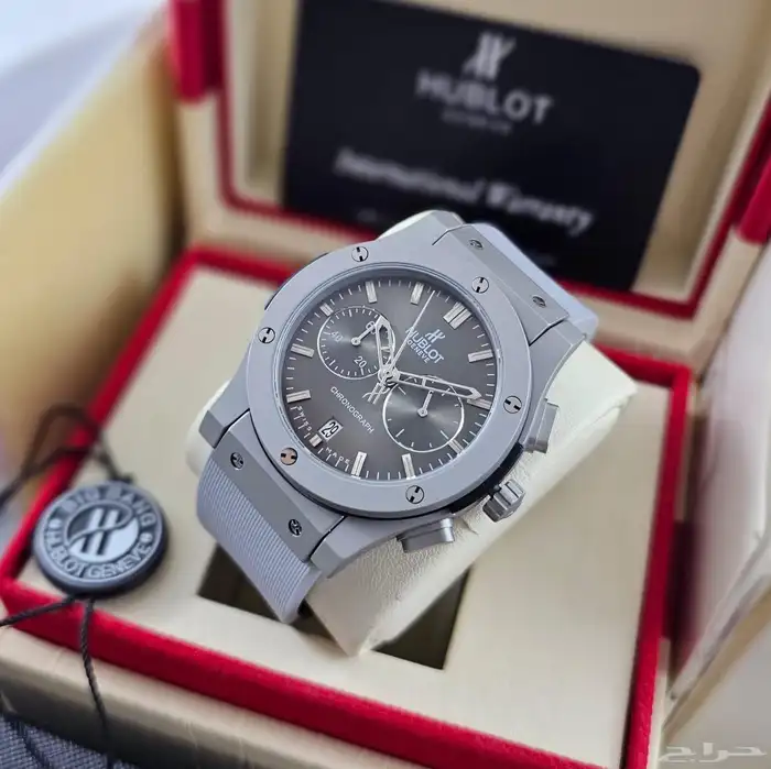 ساعات هوبلت مع الضمان سنتين 2