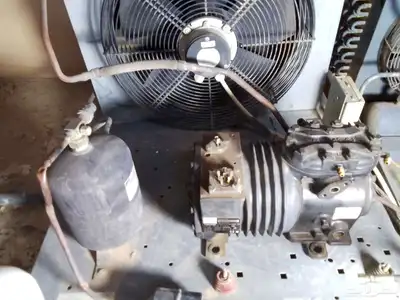 ثلاجة مركزية غرفة تجميد 4