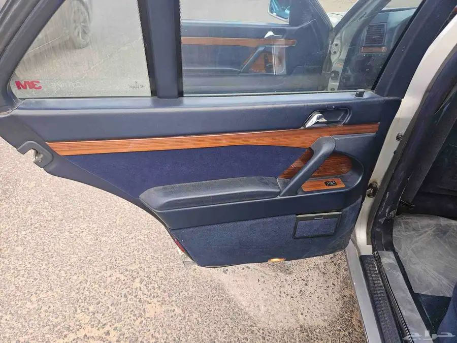 مسدس شبح 300 1993 1