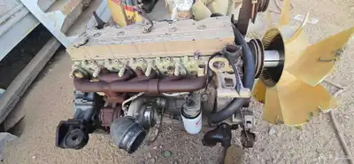للبيع مكينة كمنز كومنز تركب عل الشياول والبوكلينات 0