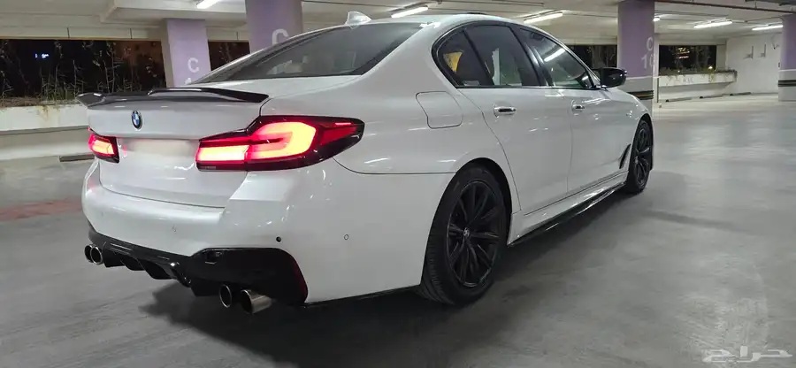 بي ام دبليو 520i 2018 2