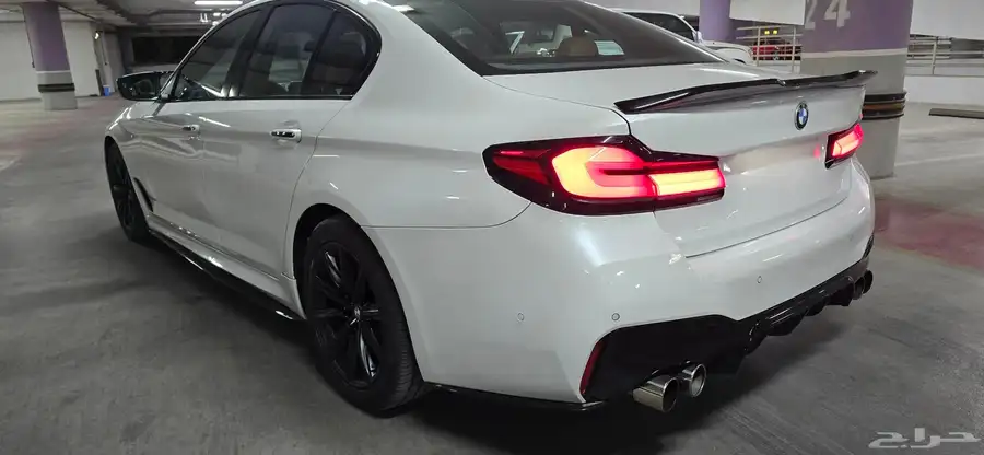 بي ام دبليو 520i 2018 3
