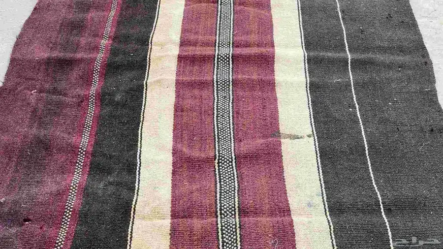 لمحبي الثراث قطع فرش أثرية 1