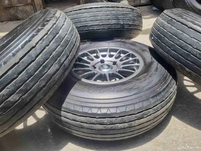 كفرات بلون الكفرات نضيفه مره على الشرت مع جنوط بريد 6