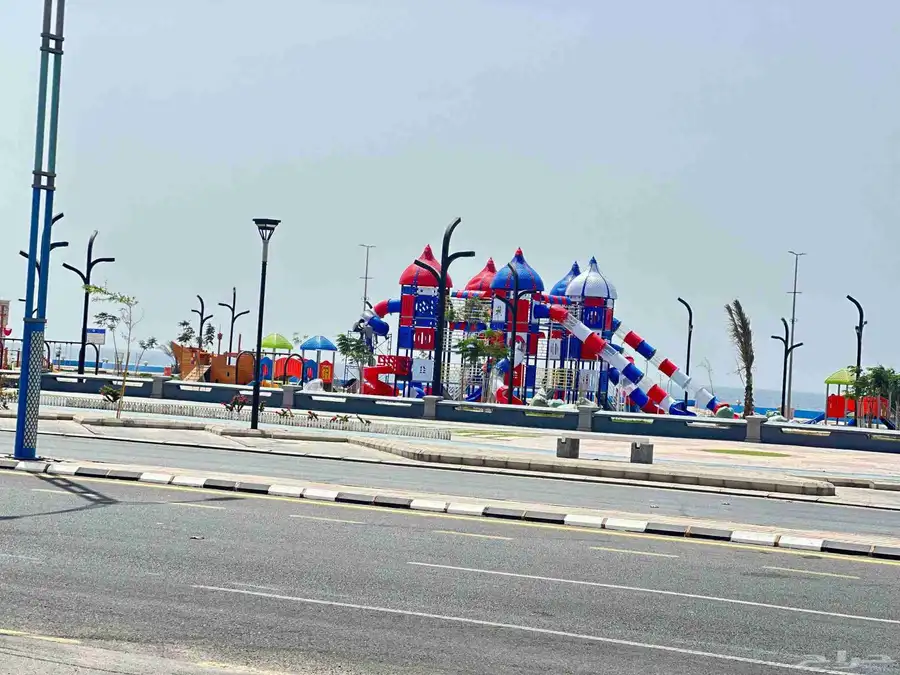 العاب حدائق وارضيات مطاط وكل ما يلزم للحدائق و الملاعب 0