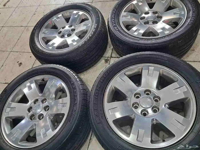 طقم جنوط يوكن 2010 مقاس 20 اصليه وكاله خلق جديد 5