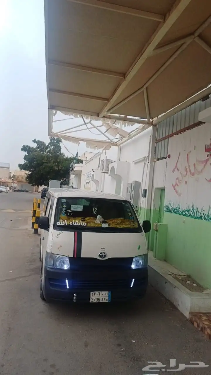 باص هايس تايوتا 2009 3