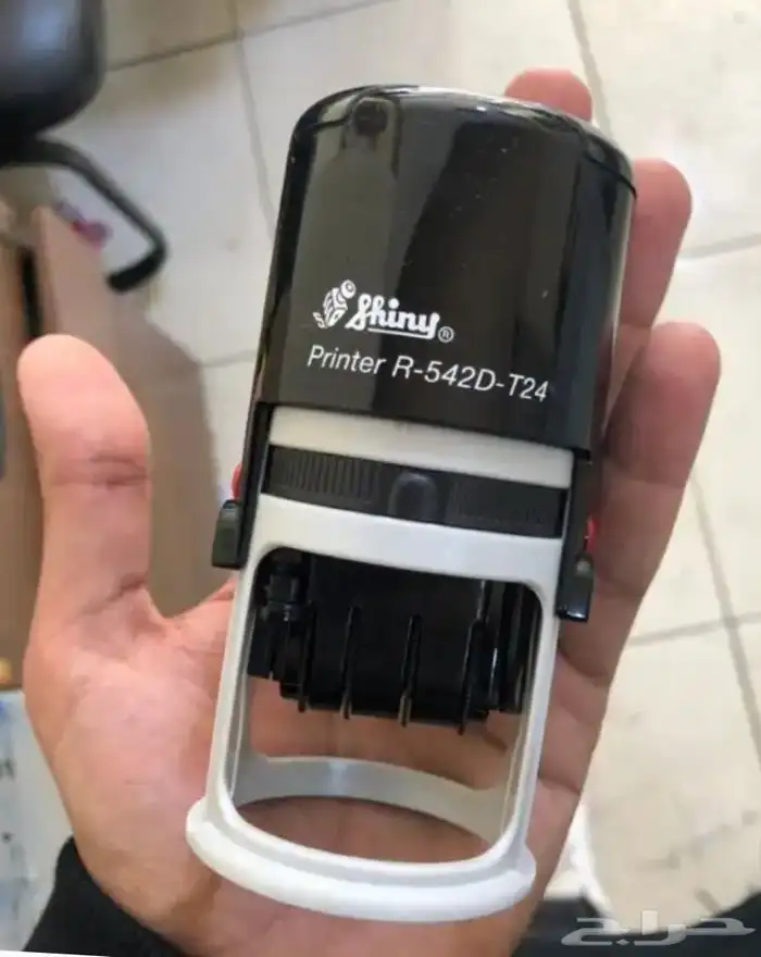 تصميم وصناعة جميع أنواع الأختام - أوتوماتيك  خشبي  كريستال 1