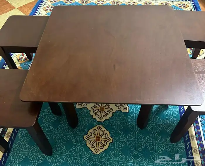 طاولات للبيع مستخدمه بس نظيفه 1