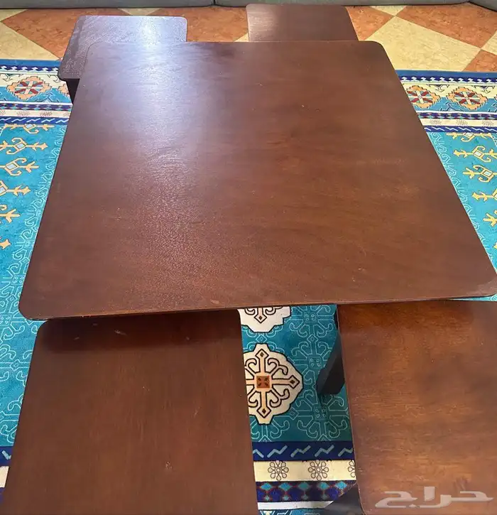 طاولات للبيع مستخدمه بس نظيفه 0