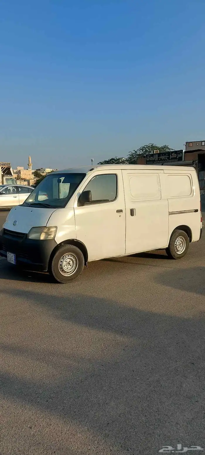 فان دايهاتسو موديل 2015 الايجار شهري و اسبوعي فقط 2