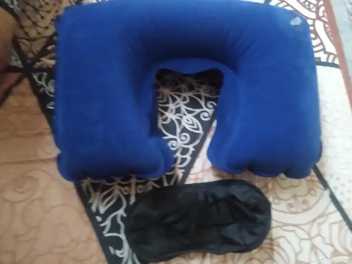 وسادة للرقبة و راوتر موبايلي 1