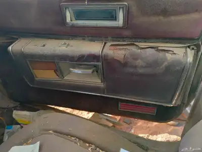 مراتب وكراسي أولدزموبيل عنابي 11
