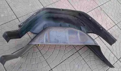 للبيع بطانة كفر لجيب مرسيدس G63 1