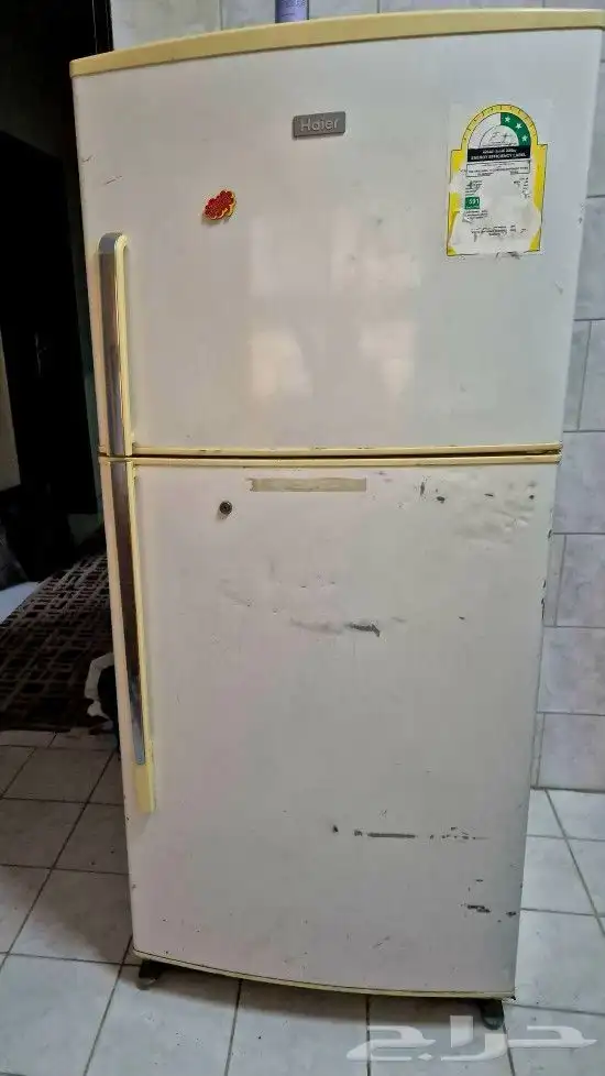 عدد 2 مكيف و1 غساله اتوماتيك وشاشه سوني 32 بوصه وتلاجه 4