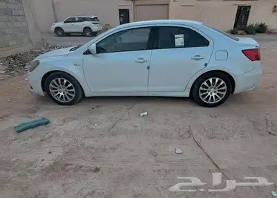 للبيع سوزوكي 2011 0