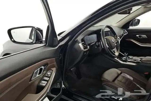 Bmw 320i موديل 2022 9