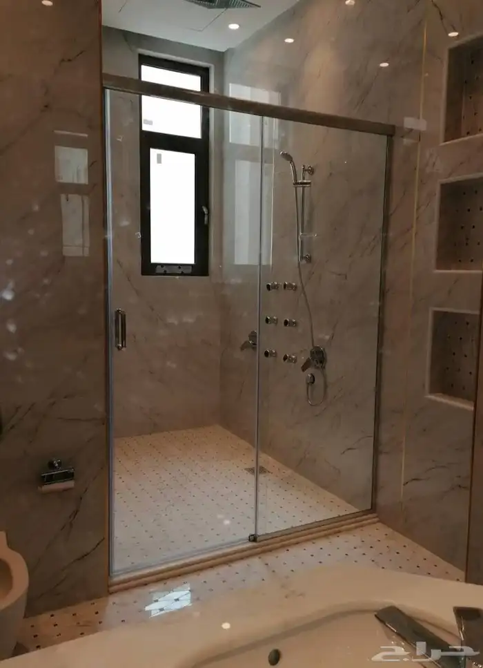 ديكورات زجاج ومرايا 4