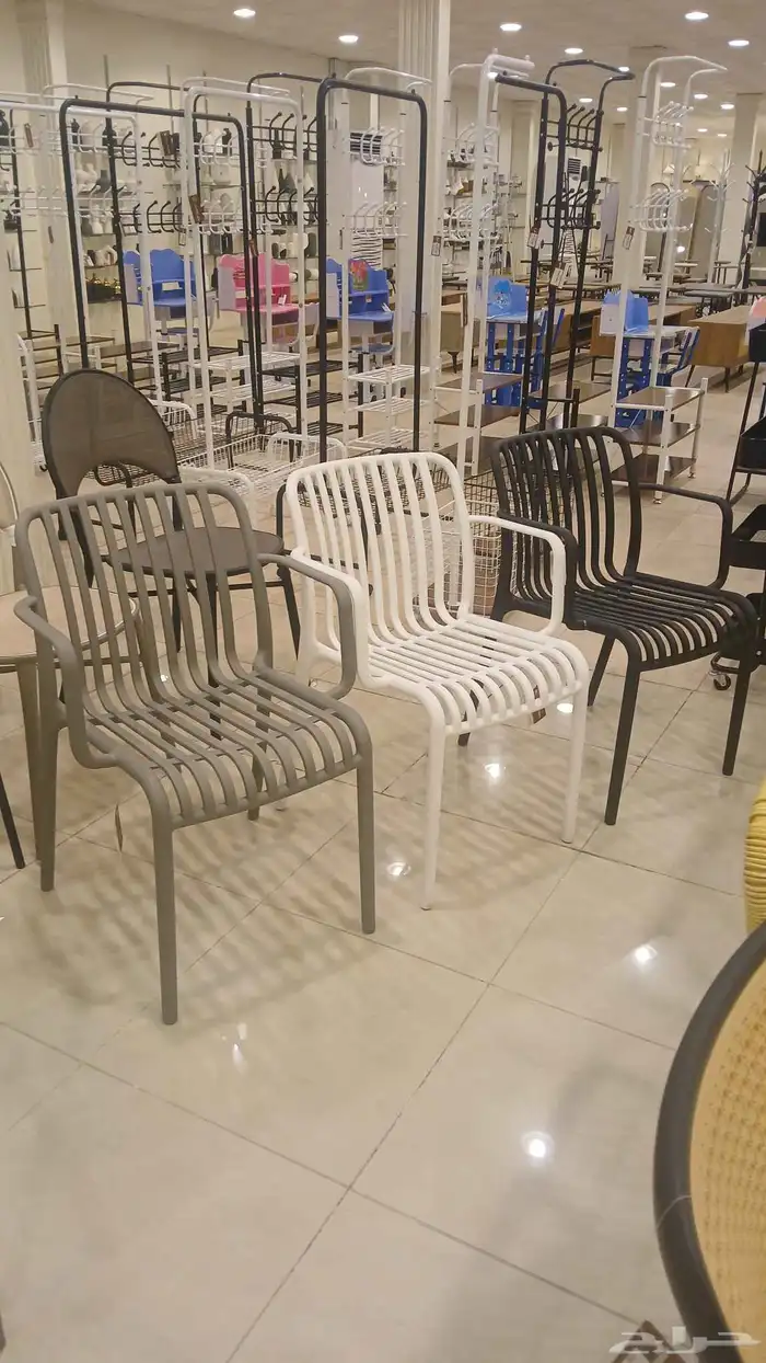 طاولات وكراسي فايبر 9