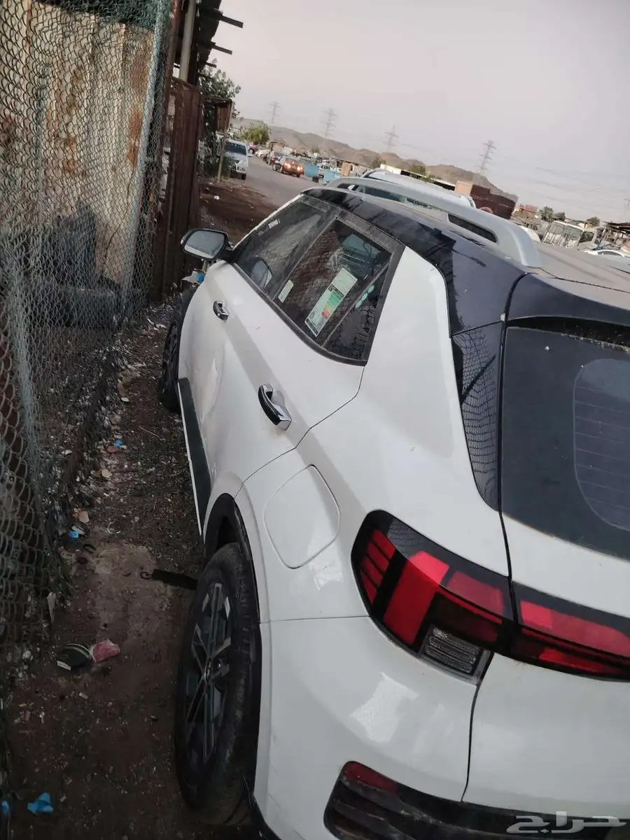 يوجد لدينا قطع غيار هونداي فينيو 2023 تشليح 2