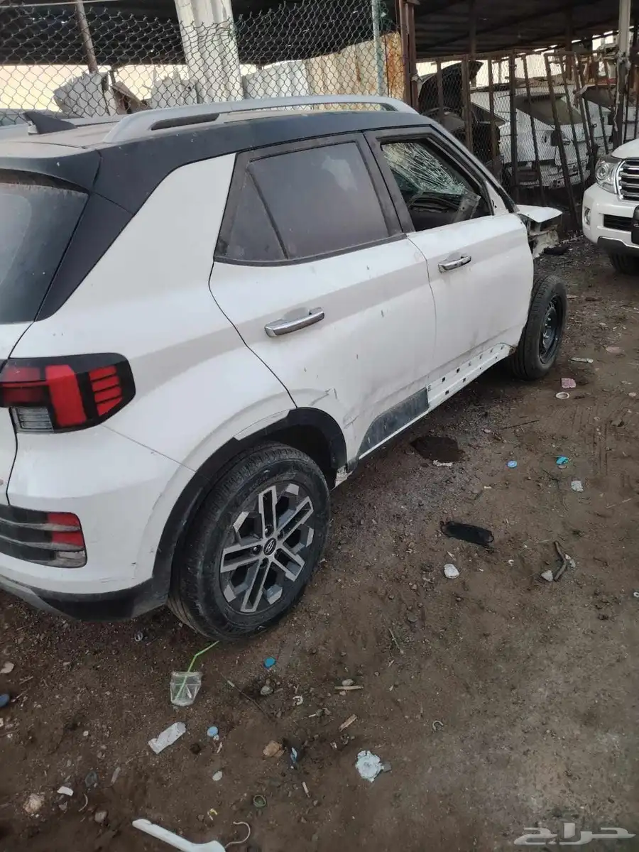 يوجد لدينا قطع غيار هونداي فينيو 2023 تشليح 1