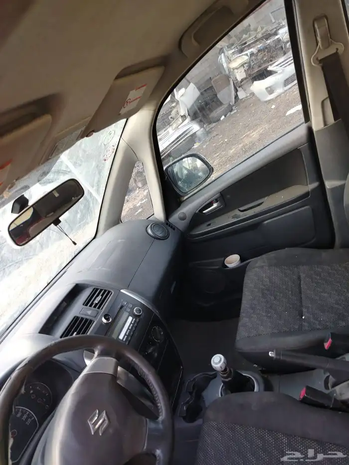 سوزوكي SX4 بيع قطع تشليح 4