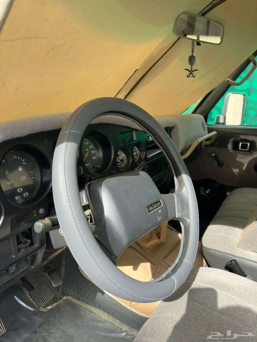 جيب صالون 1989 4