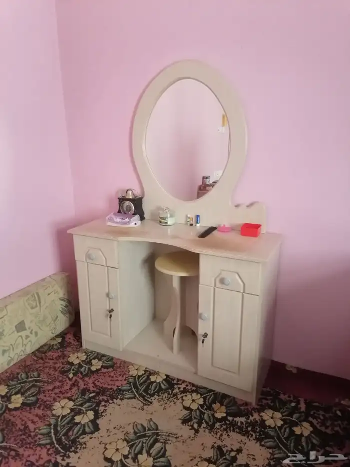 اثاث منزلي مستعمل للبيع الموقع العيينة الرياض 2