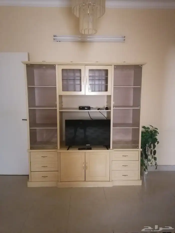 اثاث منزلي مستعمل للبيع الموقع العيينة الرياض 3