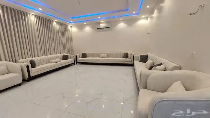 تنجيد وتفصيل كنب ومجالس عربيه مساند ستائر 4