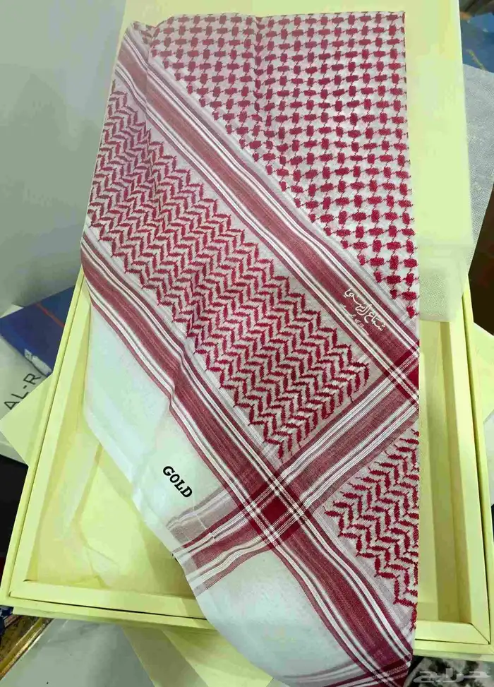 شماغ الرسمي Gold القديم صناعة إنجليزية 1