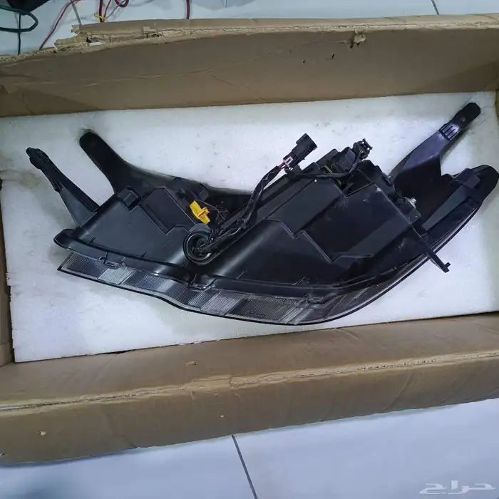 شمعه MG 6 2023 اصلي وكاله جديده غير مستخدمه 3