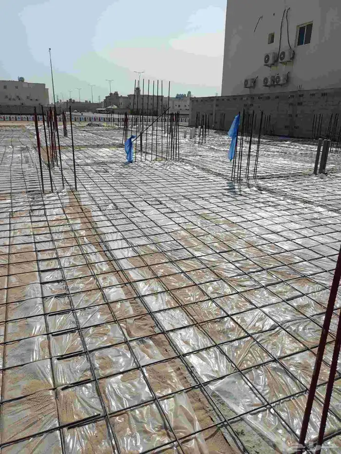 شبك حديد ارضيات 1