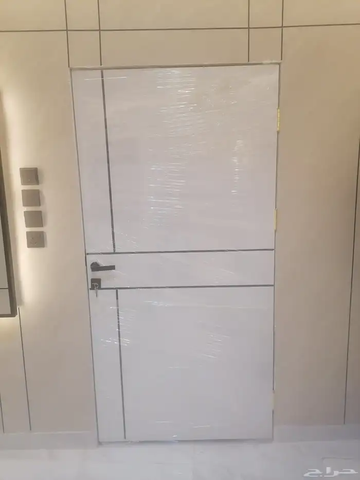 تفصيل ابواب خشب عاليه الجوده   مقاومه للرضه والرطوب 1