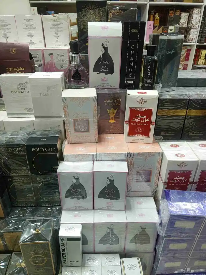 حبتين عطر ب25ريال والثالث مجاني 1