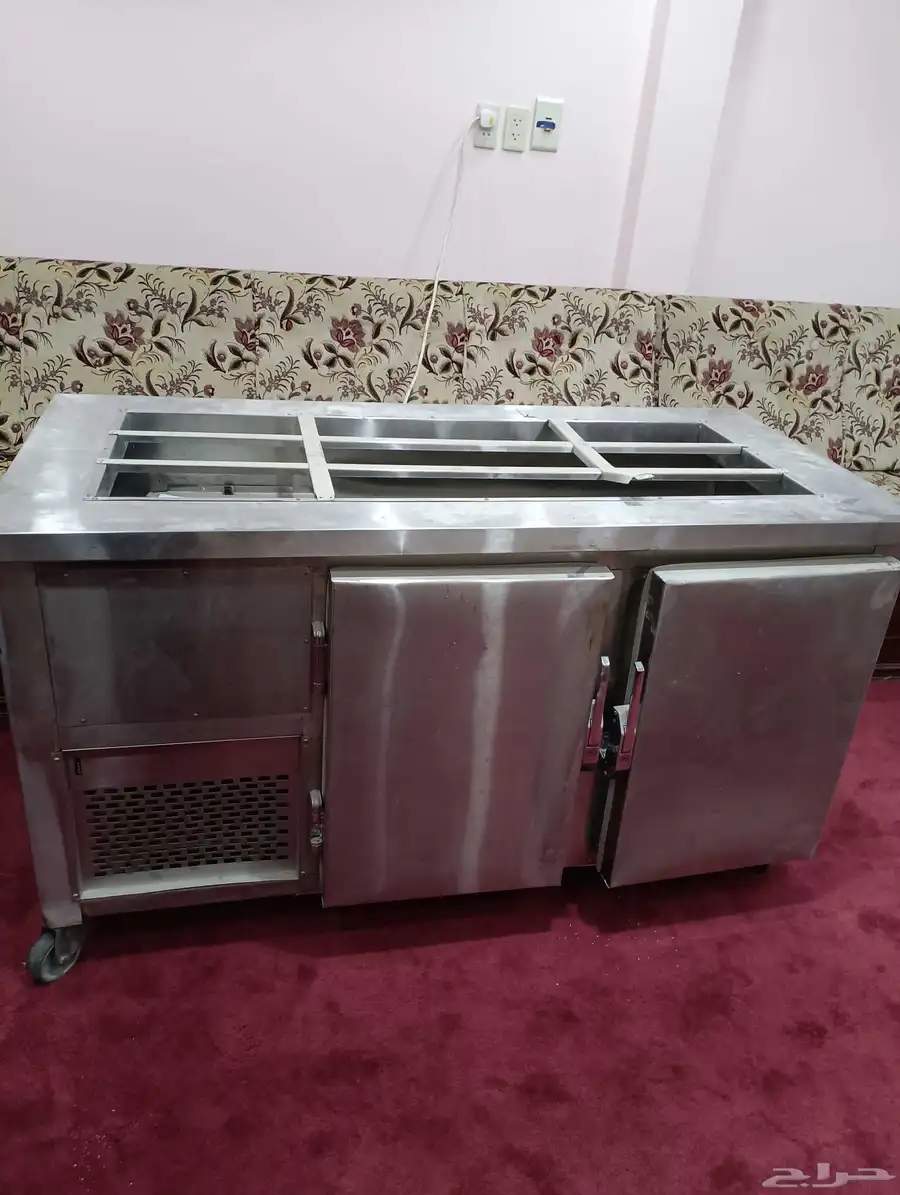 ثلاجة عرض ستانلس ببابين 0