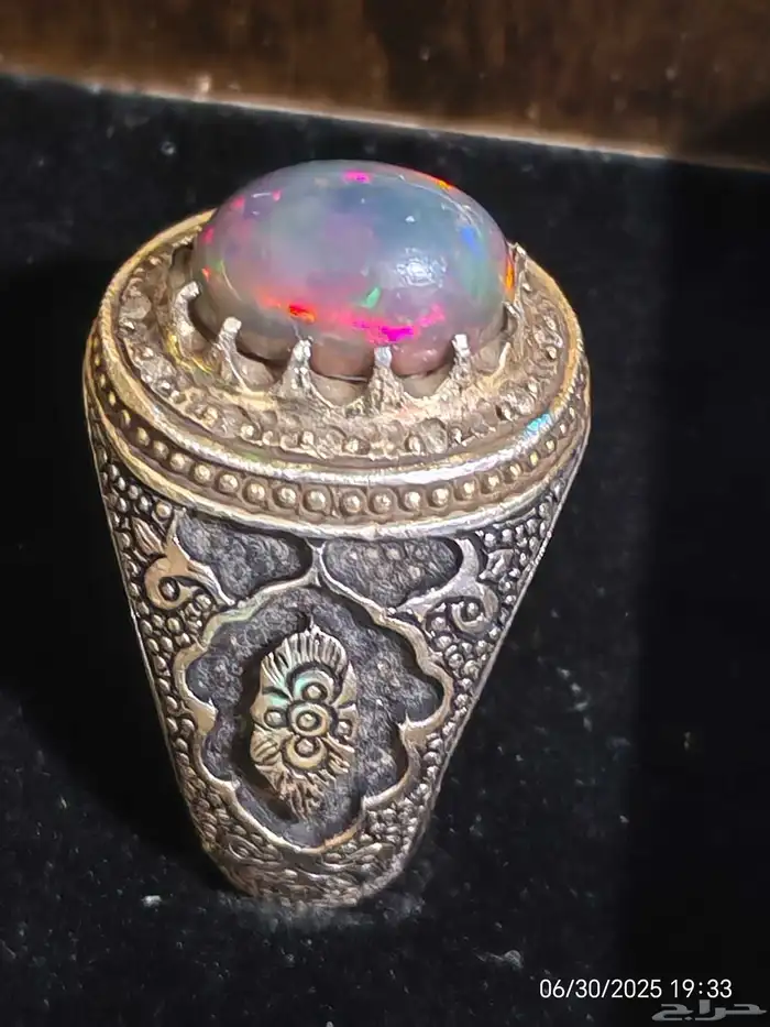خاتم فص اوبال مرصع بالالماس 3
